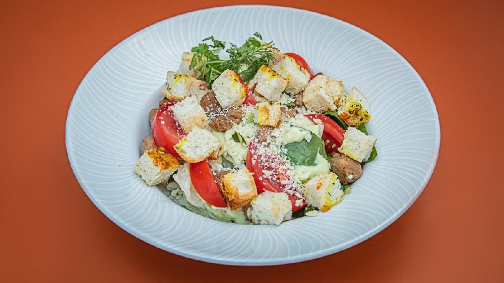Sezar salatı