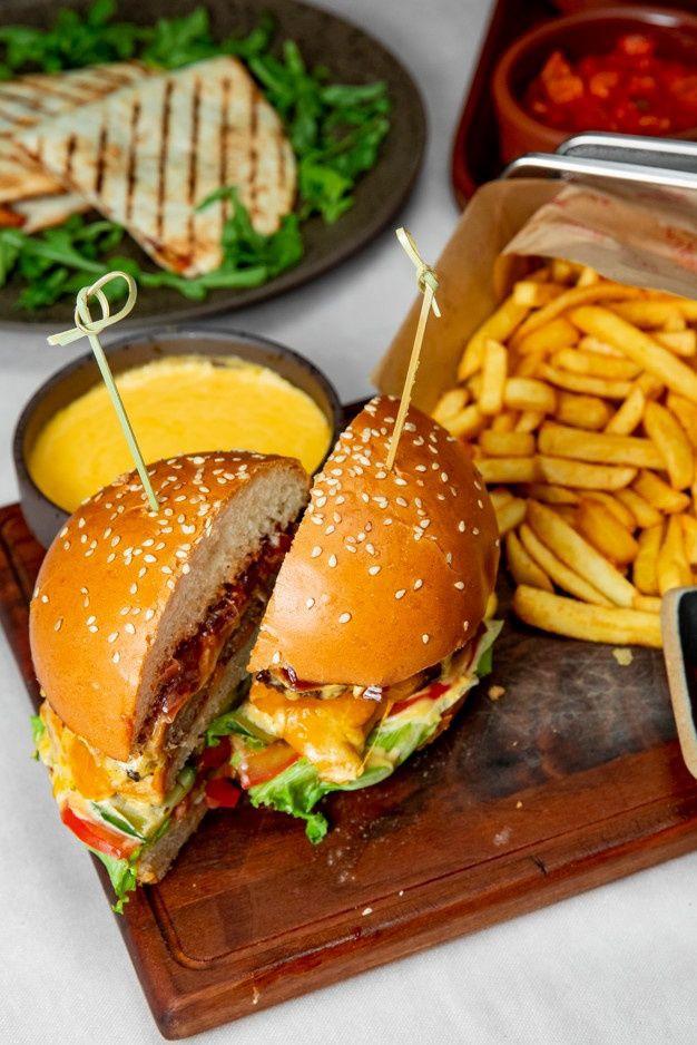 Toyuq burger