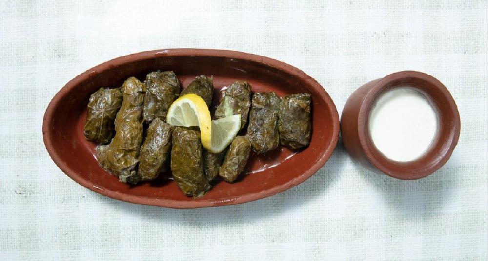 Yarpaq dolması