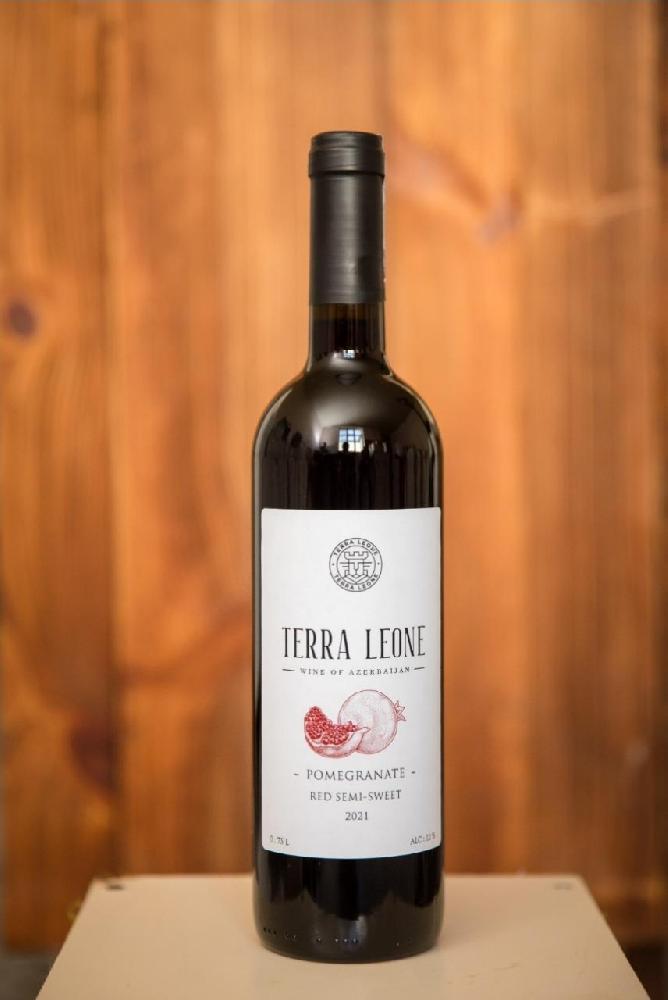 Pomegranate red semi-sweet 2021