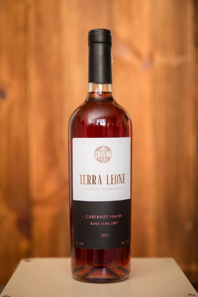 CABERNET FRANCS rose semi-dry 2021