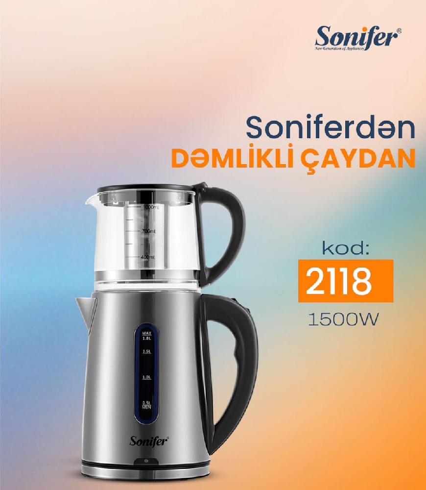 Dəmlikli çaydan