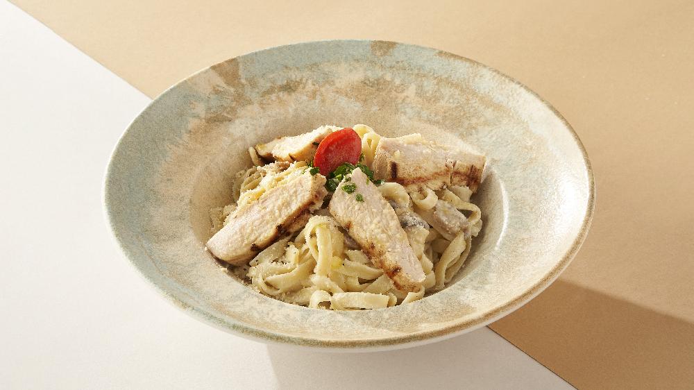 Toyuqlu Tagliatelle