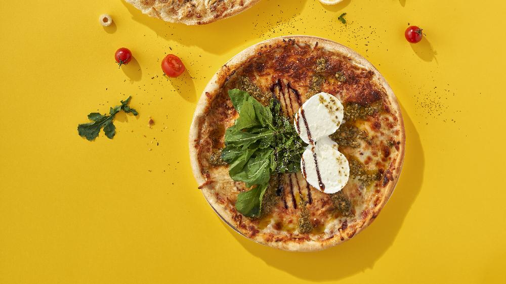 Buffalo & Pesto Sous Pizza