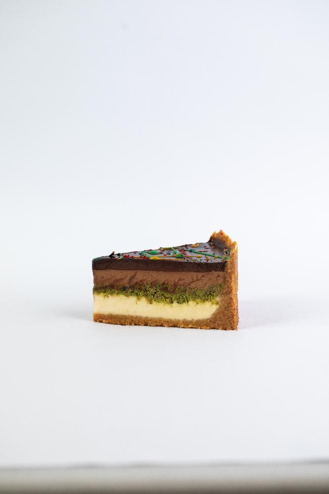 Dubai Pistachio Kunafa 
