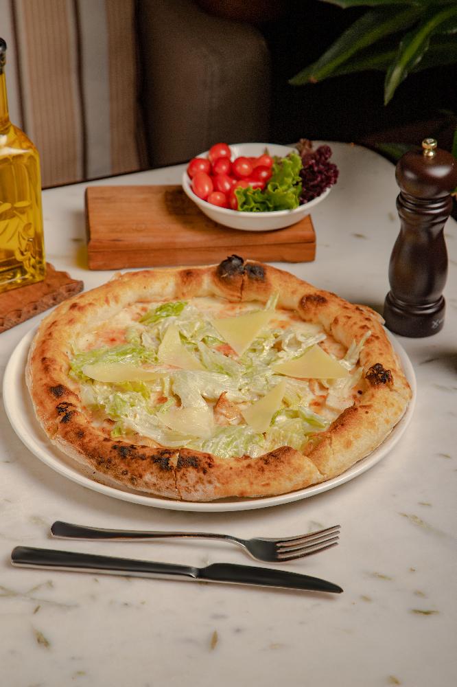 SEZAR PİZZA (TOYUQLU)