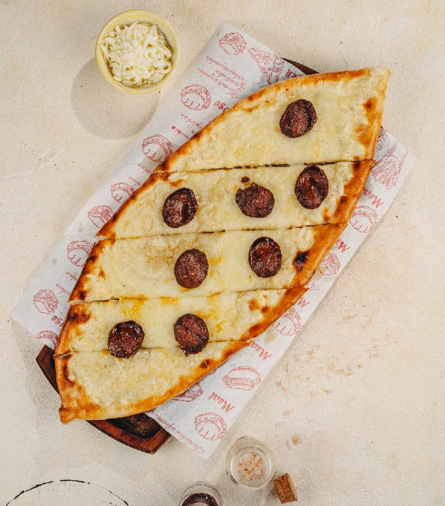 Sucuklu Pendirli Pide 