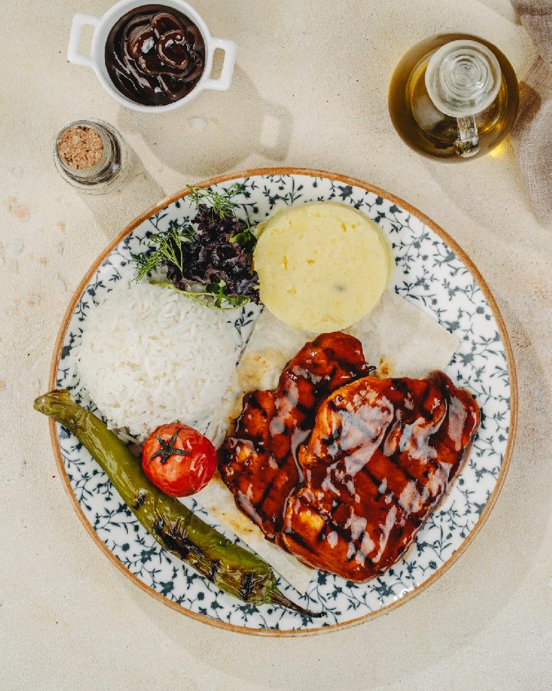 BBQ soslu toyuq 