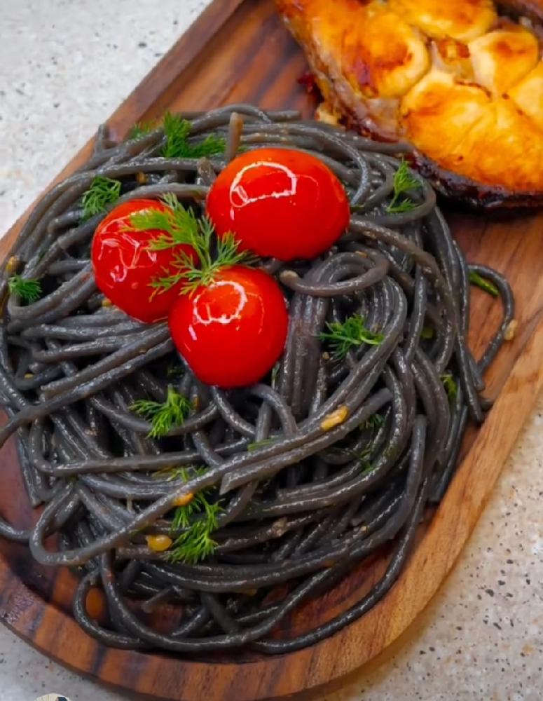 Qara spaghetti (300qr)