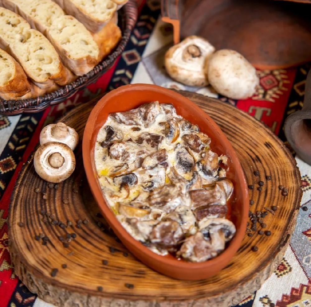 Qaymaqlı can əti  (350 qr)