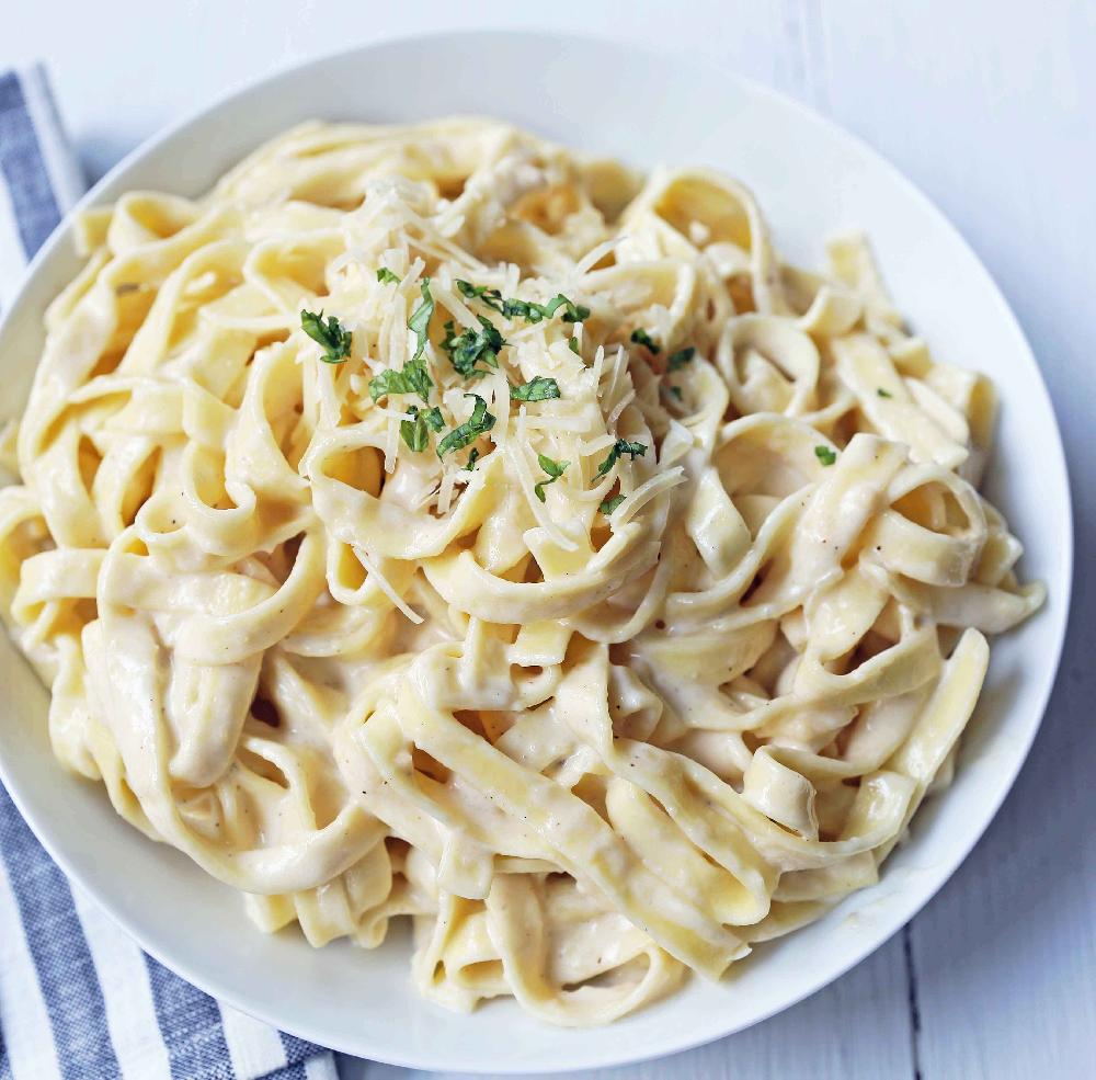 Fettuccine Alfredo  (350 qr)