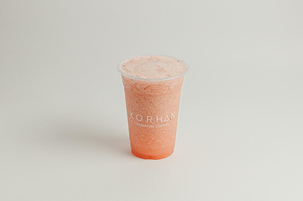 Pinestraw with Chia Seeds