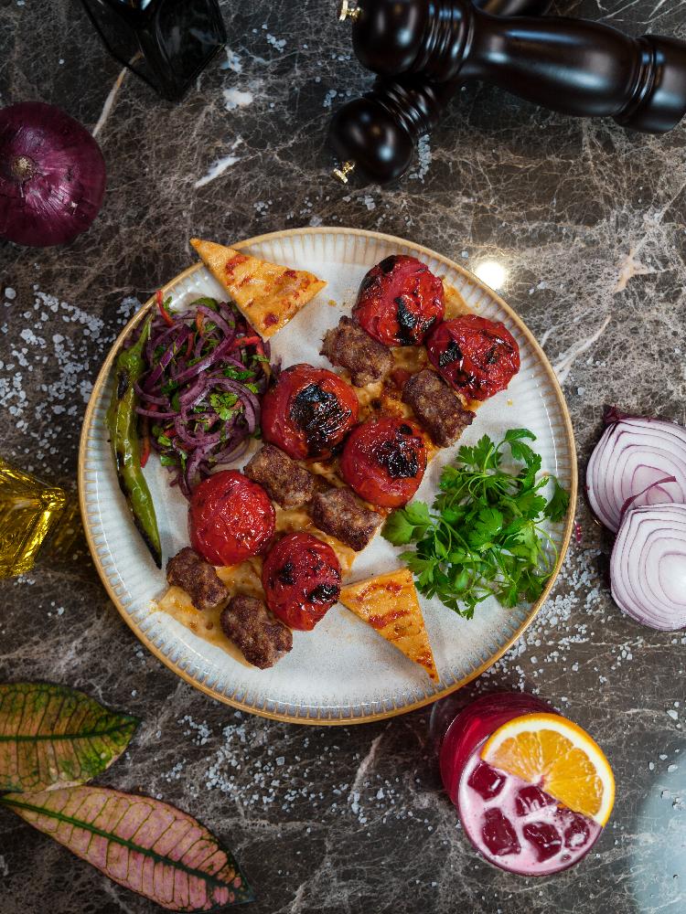 POMİDORLU KABAB