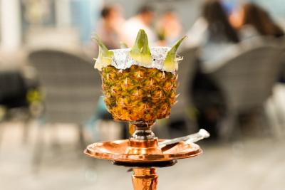 Ananas qəlyan 