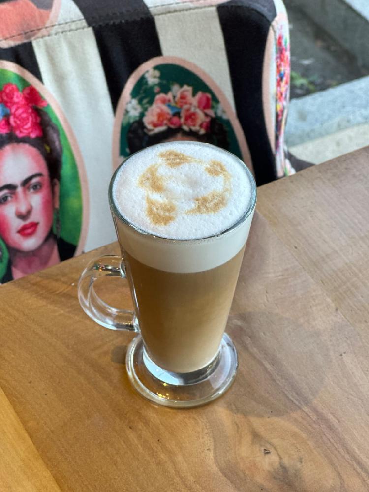 LATTE MACCHİATO