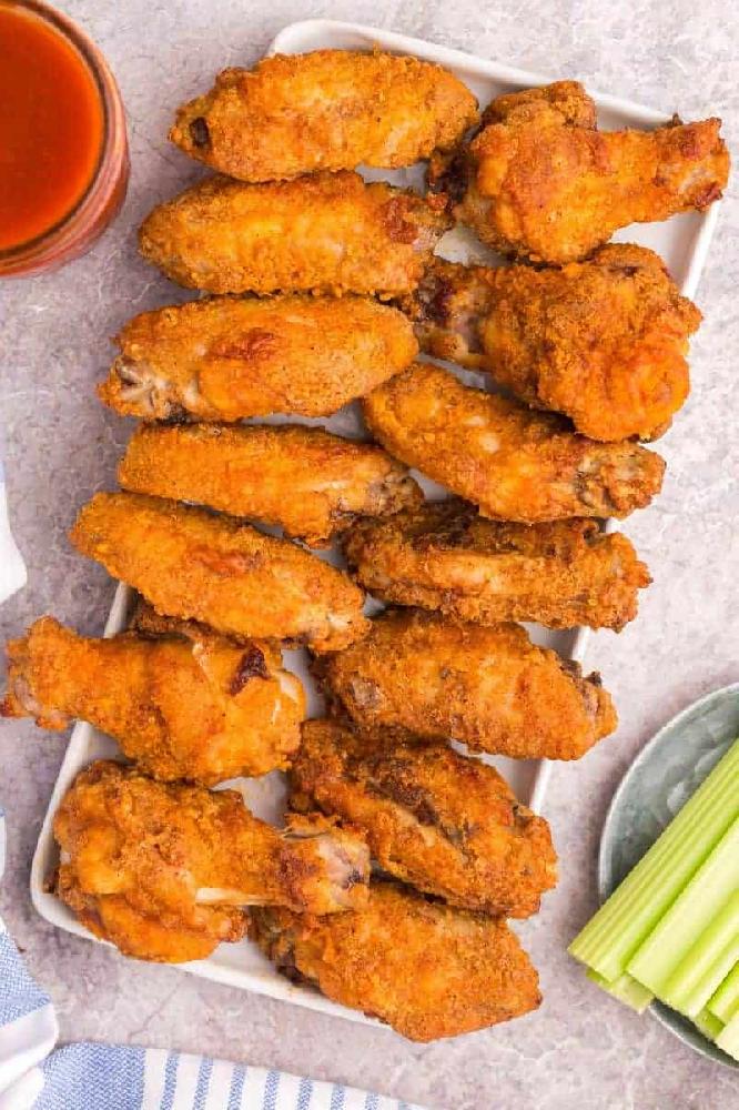 Toyuq qanadları suxaridə 180 gr