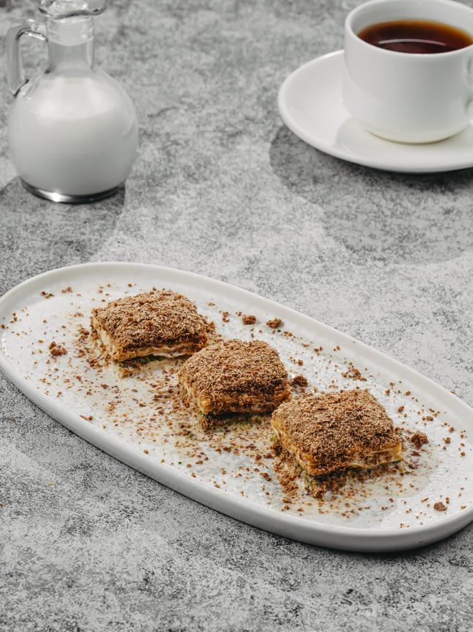 Şokoladlı südlü paxlava