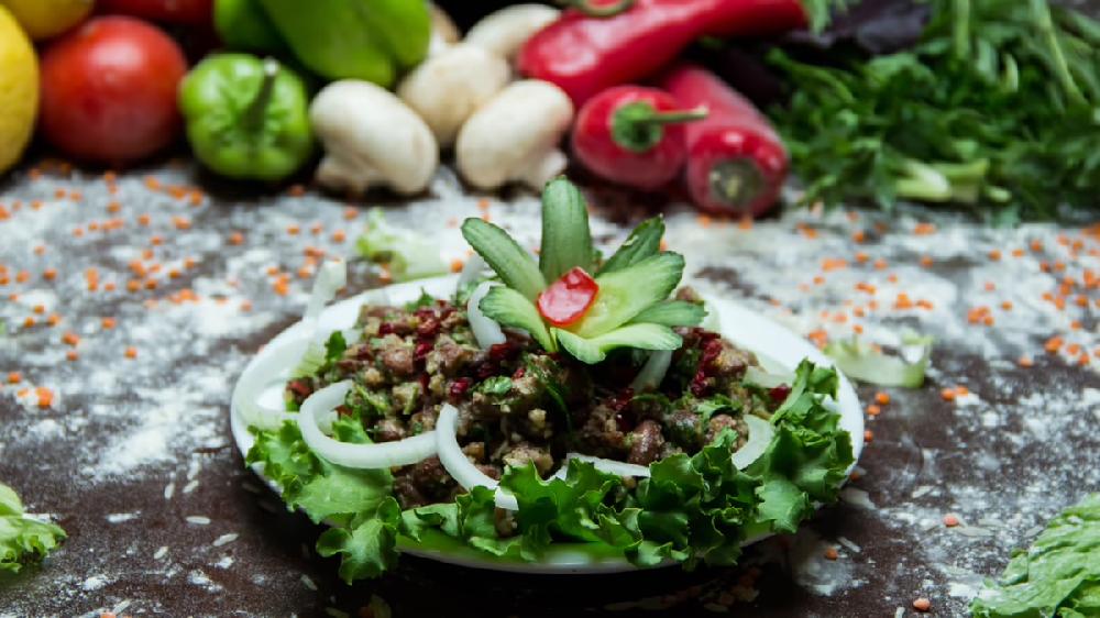 Lobialı qozlu salat