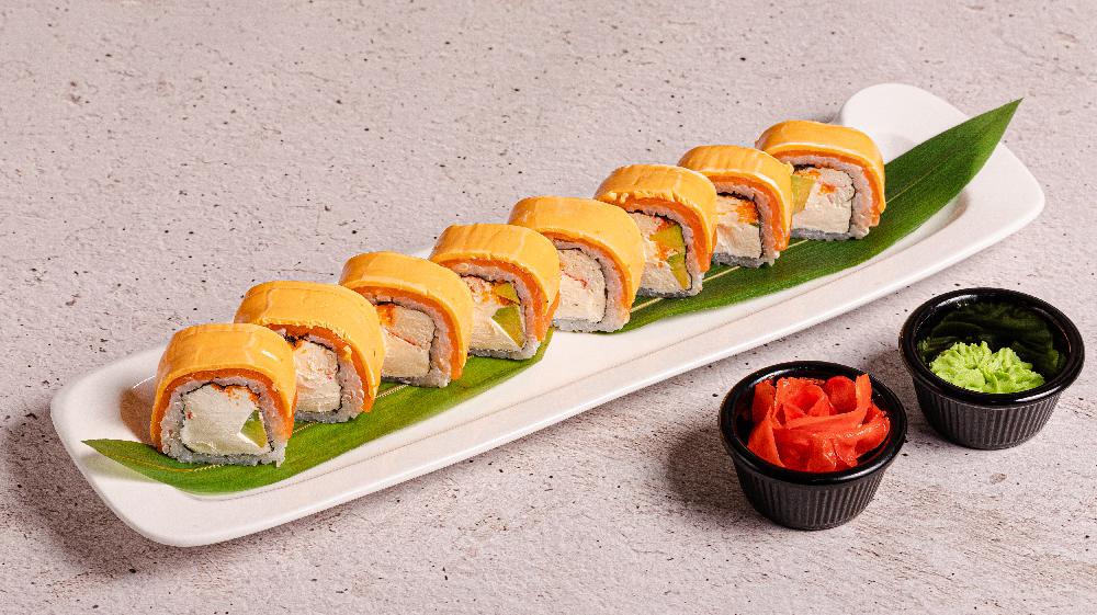 Special Cheddar Salmon Roll