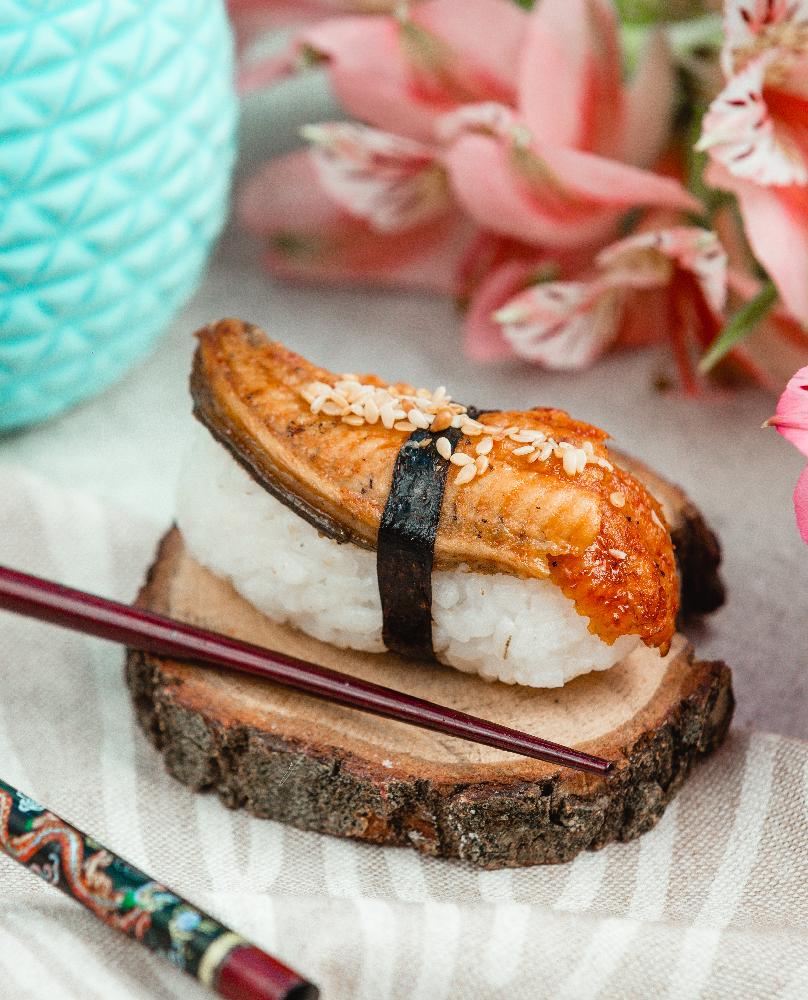 Unagi Nigiri