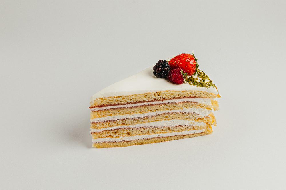 Smooth Cream Cake