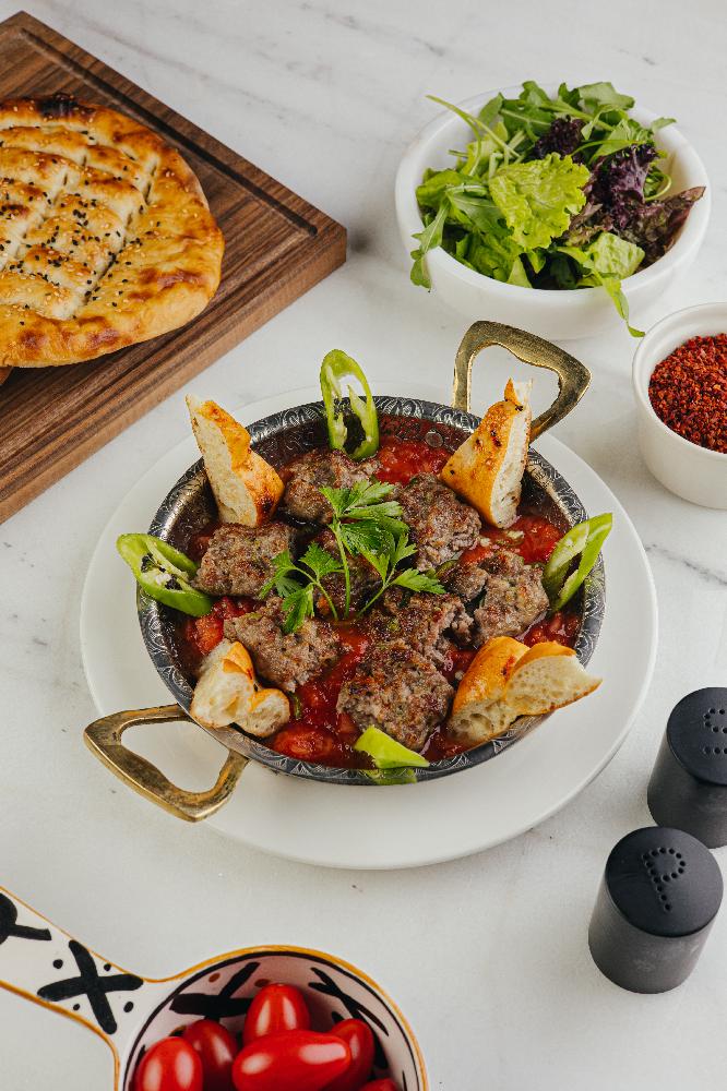 ALTI ƏZMƏLİ KABAB