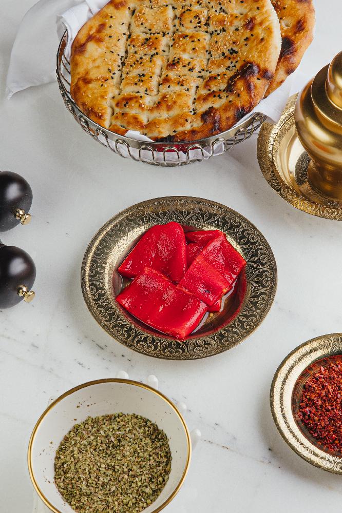 Zeytun yağlı qırmızı bibər