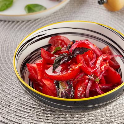 Pomidor Salatı
