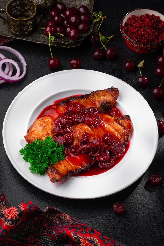 Nərə albalı sousunda