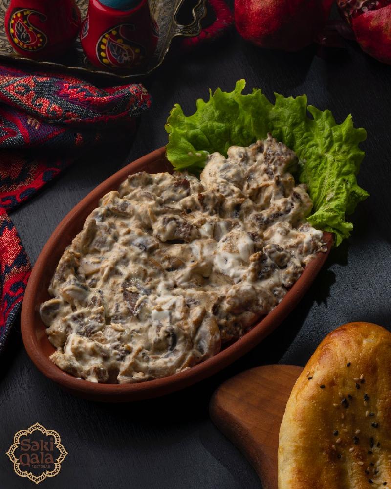 Qaymaqlı dana