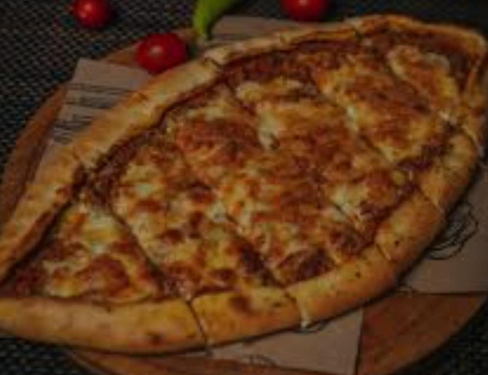  Pide with cheese 