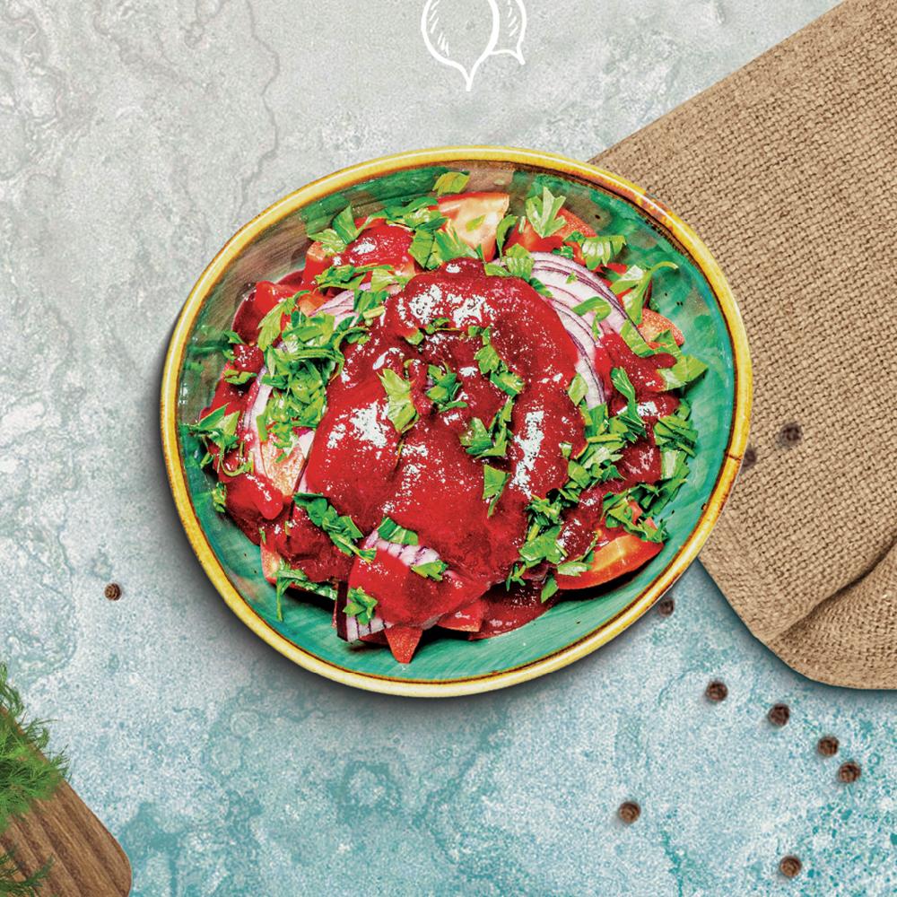 Zoğal souslu pomidor salatı