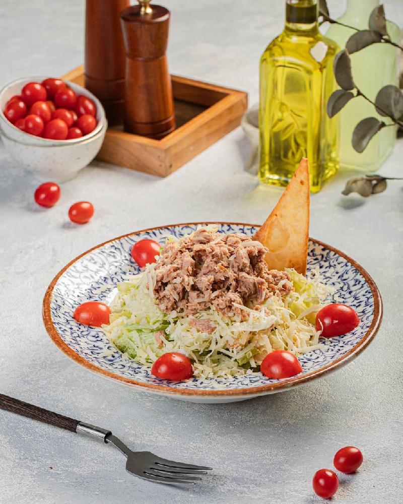 Tuna Balığı Salatı