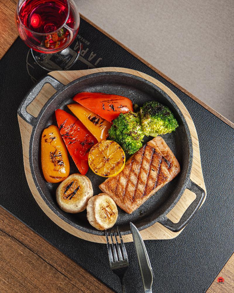 Salmon yaki