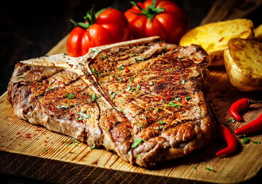 T-BONE STEAK. 350 GR