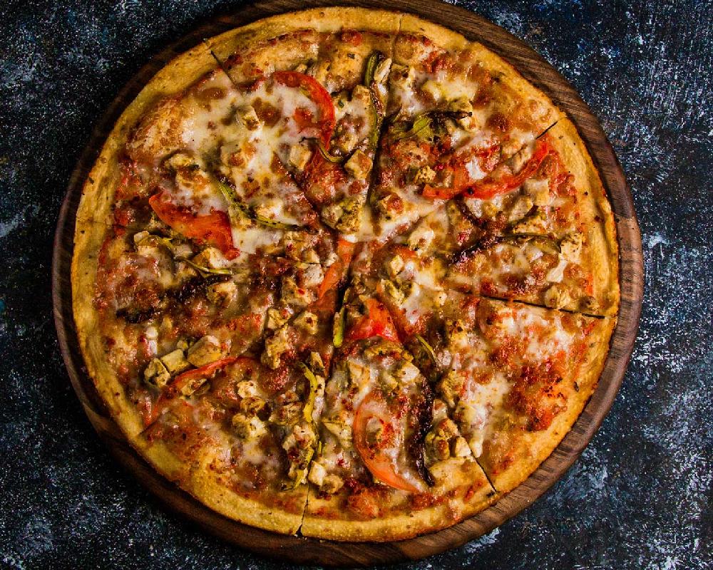 Toyuqlu pizza