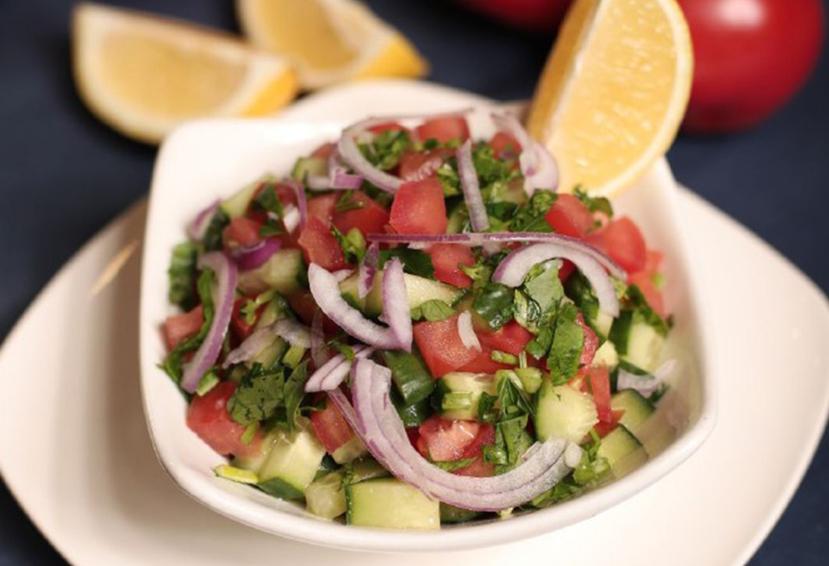 Çoban salatı  pendirli