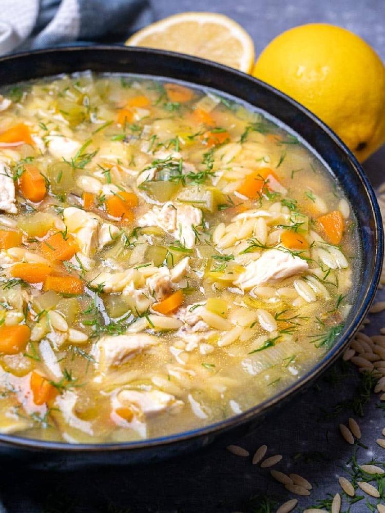 Toyuq supu (file ilə) 