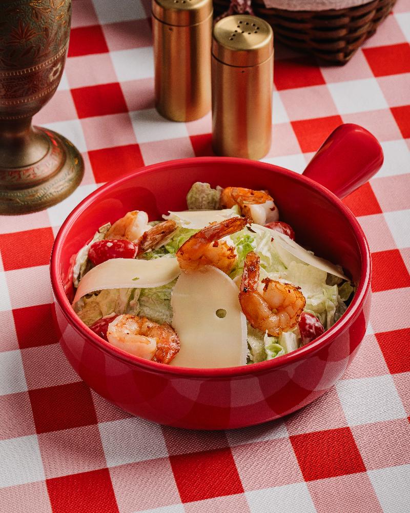 Sezar Salatı Krevet ile