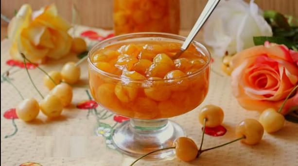 Ağ Gilas Mürəbbəsi