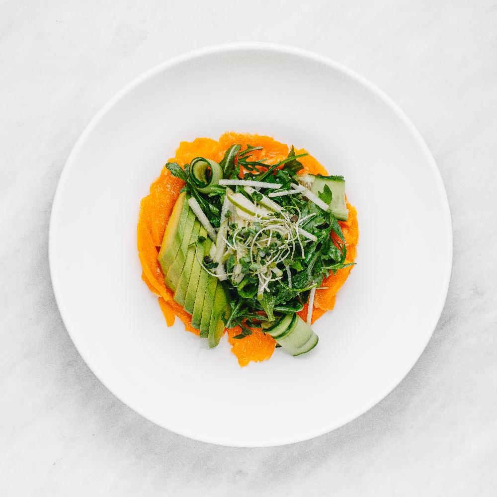 INSALATA DI SALMONE E AVOCADO 