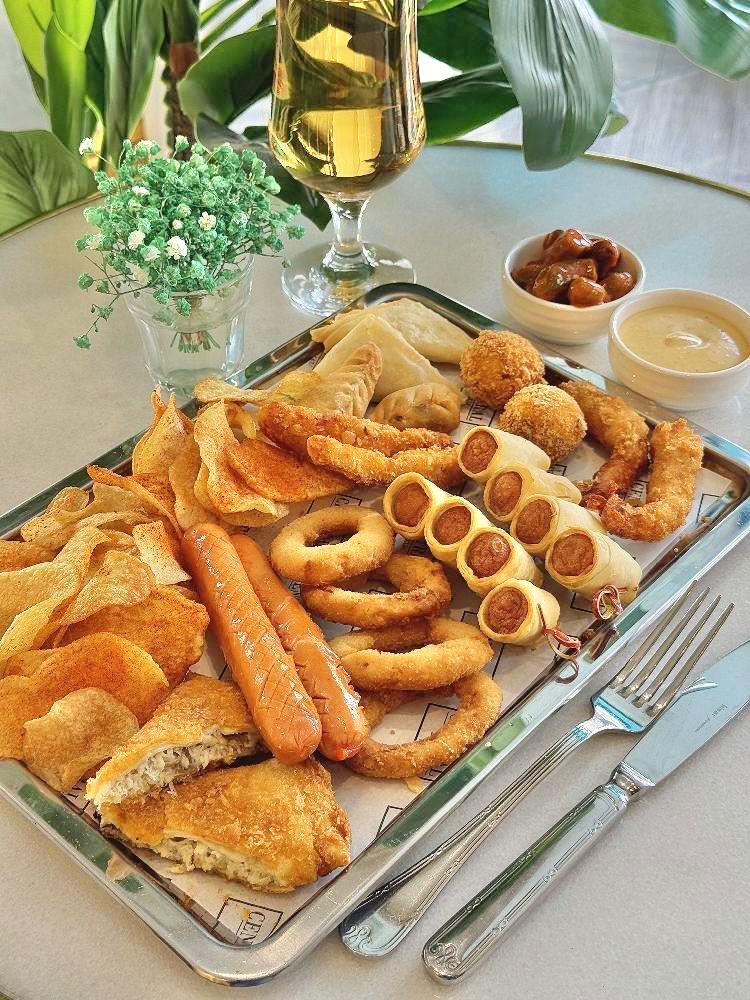 Snack Plate