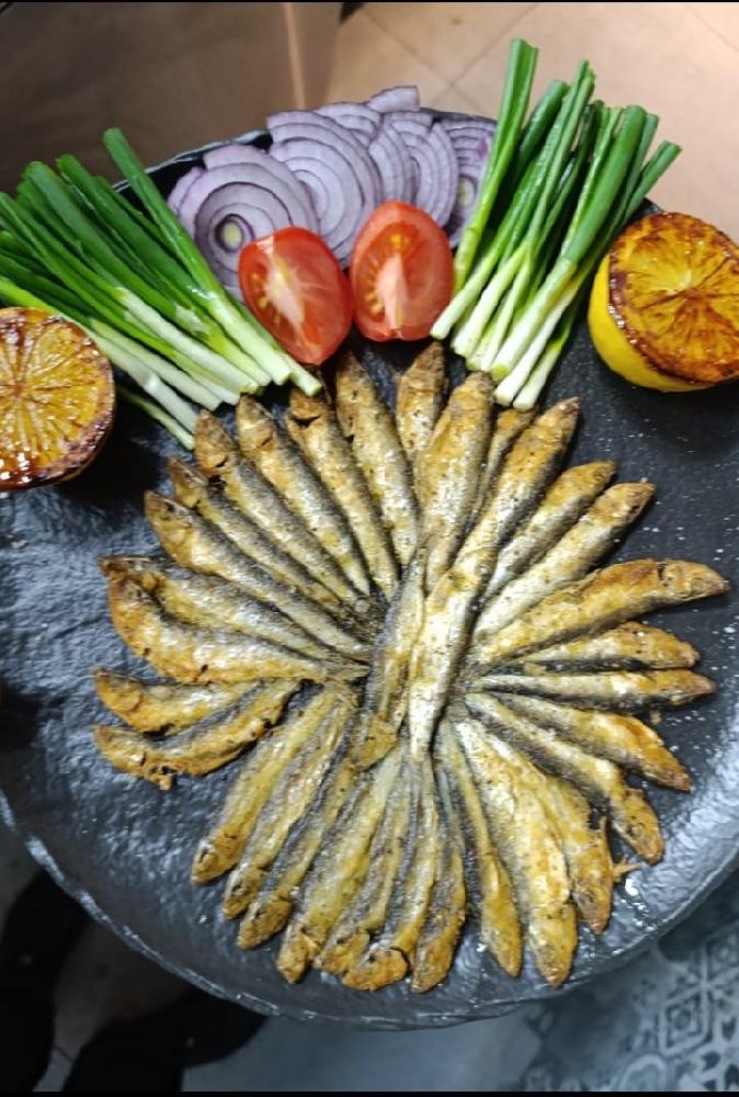 Hamsi balığı tavada
