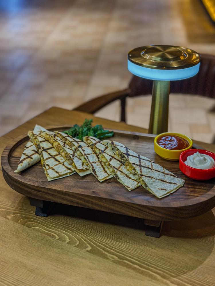 Cikken Quesadilla