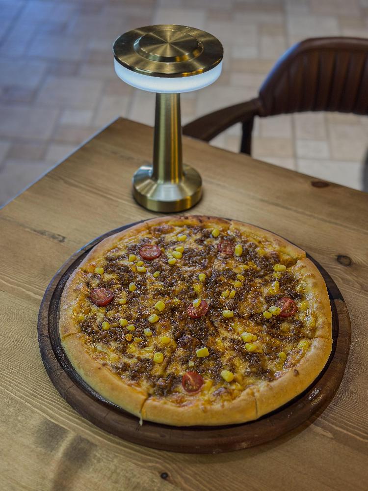 Pizza Bolonez