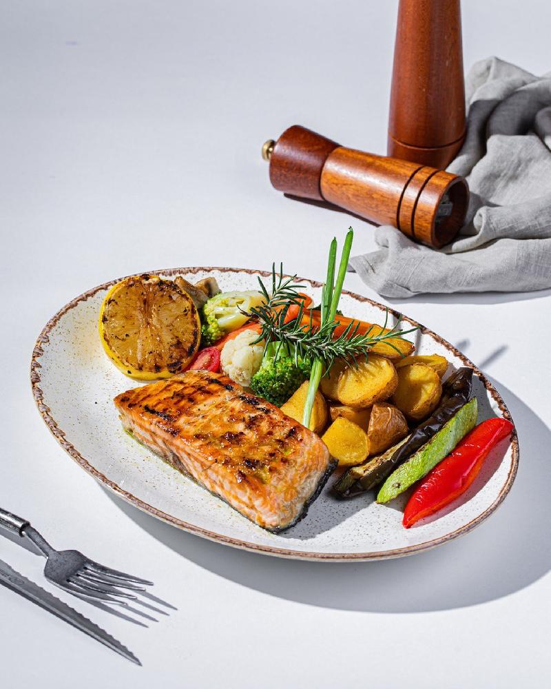 Salmon Izqara