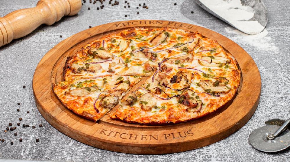 Toyuq Manqal Pizza