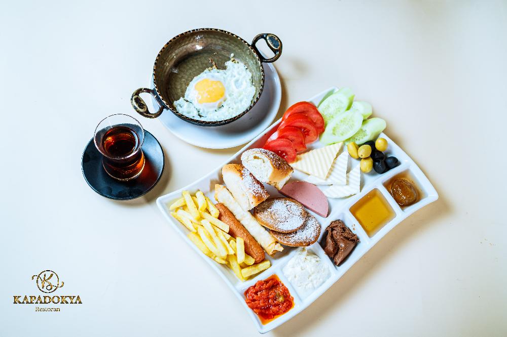 Səhər Yeməyi Tabağı