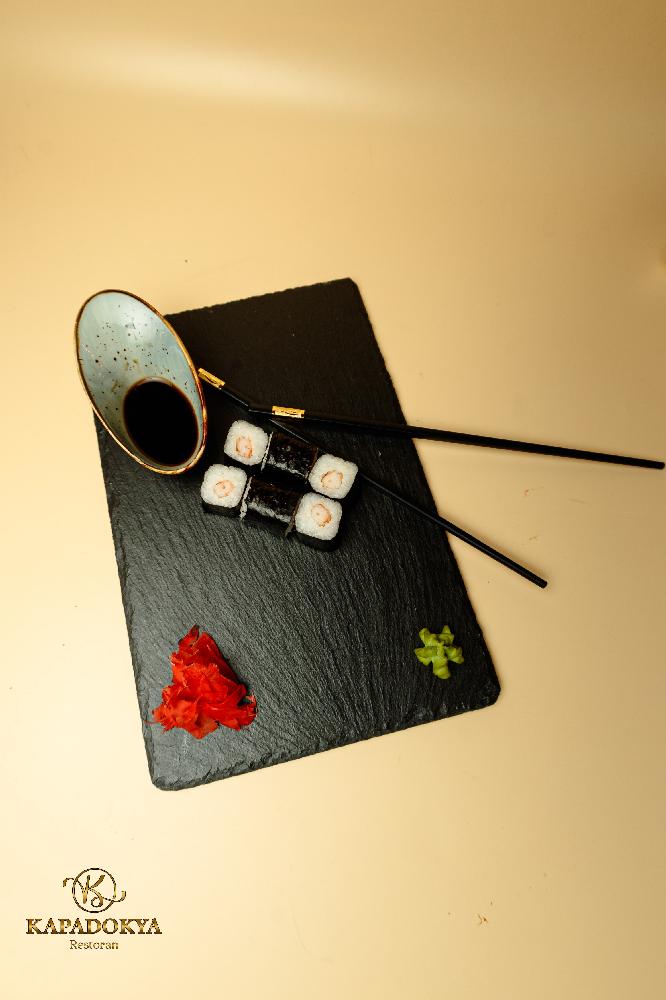 Ebi Maki