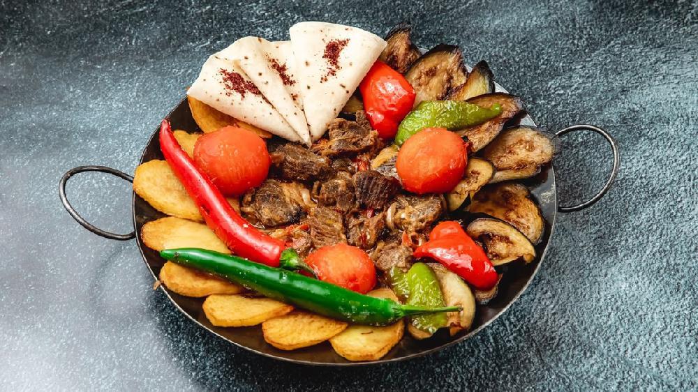 can eti sac kiçik